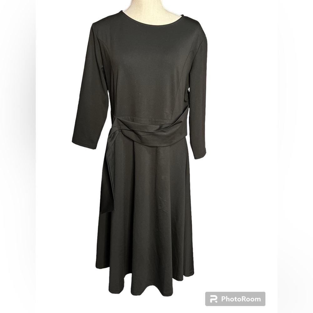 Fenjar Long Sleeve Black Midi Dress